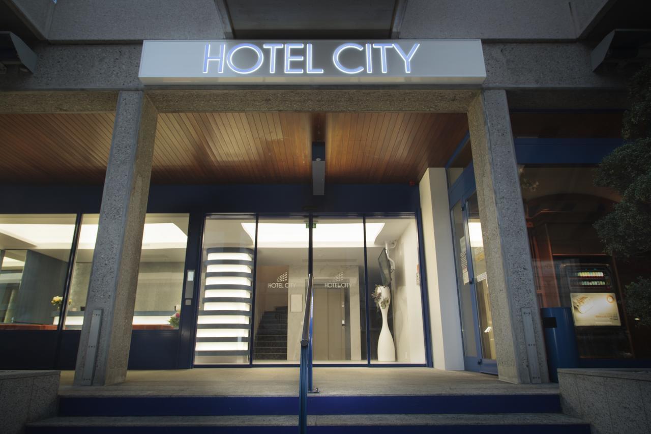 Hotel City ロカルノ エクステリア 写真